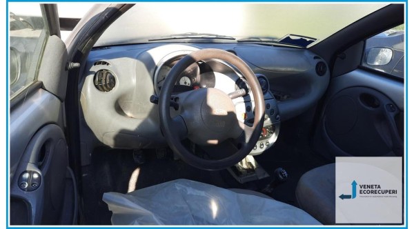 FORD KA CCQ del 1999 parti usate e ricambi - Tipo Motore J4K