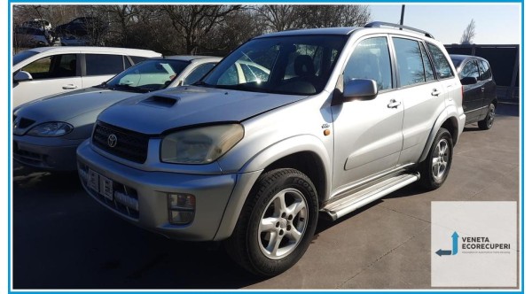 TOYOTA RAV 4 2a Serie  del 2003 parti usate e ricambi - Tipo Motore 1CDFTV