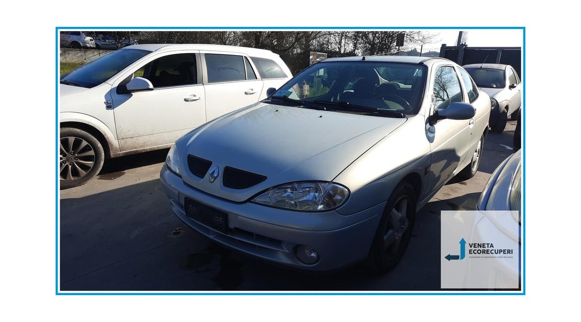 RENAULT MEGANE 1a Serie  del 2000 parti usate e ricambi - Tipo Motore K4MA7