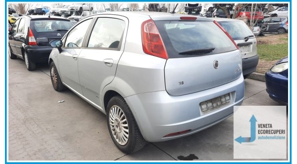 FIAT GRANDE PUNTO 2Y del 2008 parti usate e ricambi