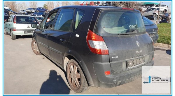 RENAULT SCENIC 2a Serie  del 2006 parti usate e ricambi - Tipo Motore K4MD8