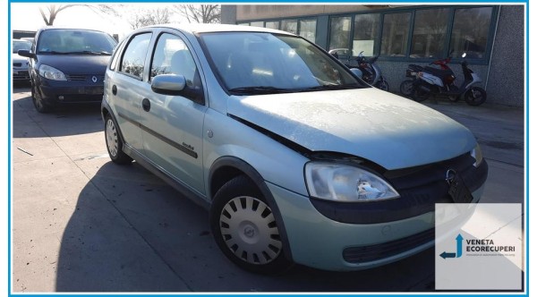 OPEL CORSA X01 del 2002 parti usate e ricambi - Tipo Motore Z12XE