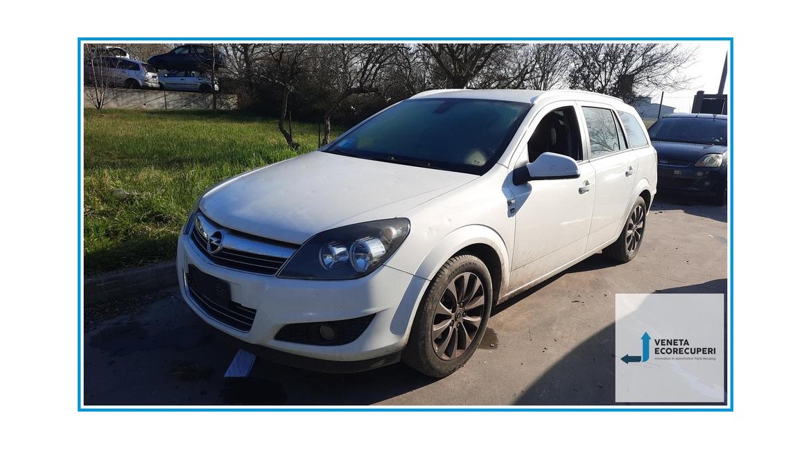 OPEL ASTRA A04 del 2010 parti usate e ricambi - Tipo Motore Z16XER