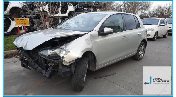 VOLKSWAGEN GOLF 5K/AJ del 2009 parti usate e ricambi - Tipo Motore CHG