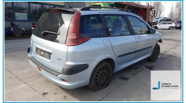 PEUGEOT 206  del 2003 parti usate e ricambi - Tipo Motore 8HX
