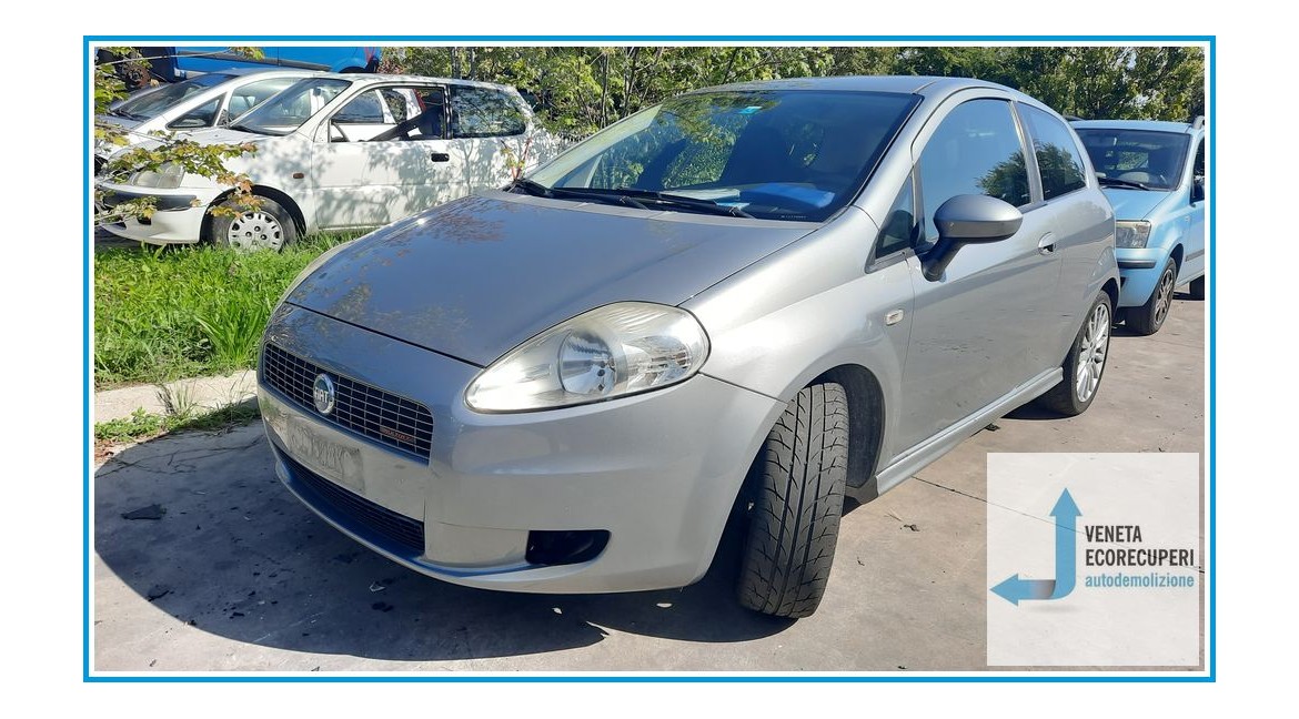 FIAT GRANDE PUNTO 2Y del 2006 parti usate e ricambi