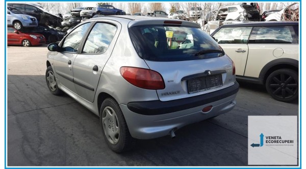 PEUGEOT 206  del 2002 parti usate e ricambi - Tipo Motore HFX