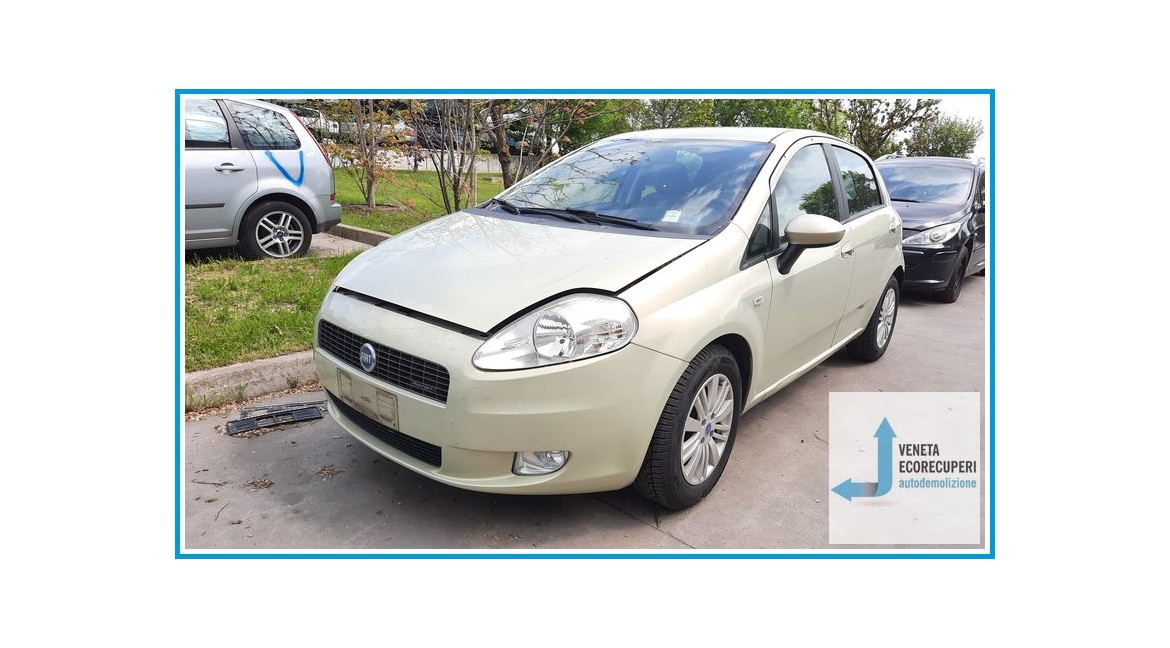 FIAT GRANDE PUNTO 2Y del 2005 parti usate e ricambi
