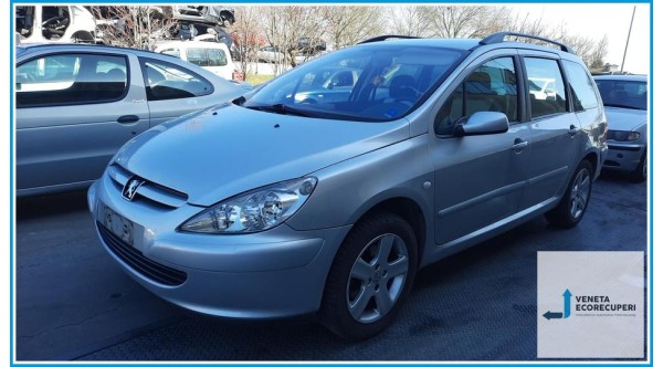PEUGEOT 307  del 2004 parti usate e ricambi - Tipo Motore RHY
