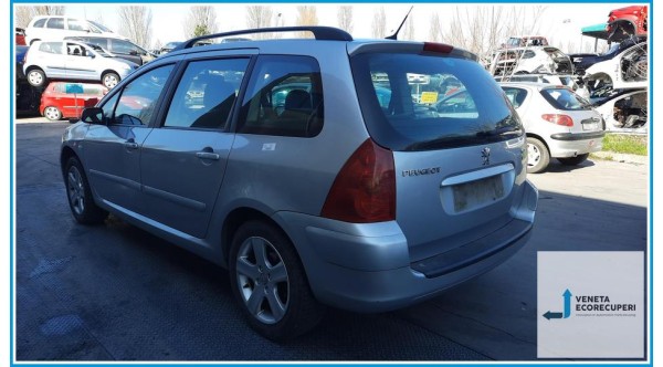 PEUGEOT 307  del 2004 parti usate e ricambi - Tipo Motore RHY