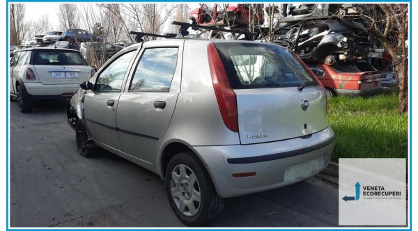 FIAT PUNTO 2U del 2004 parti usate e ricambi - Tipo Motore 188A4000