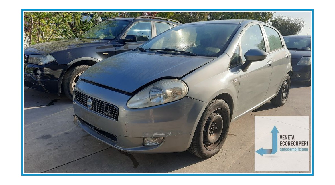 FIAT GRANDE PUNTO 2Y del 2006 parti usate e ricambi