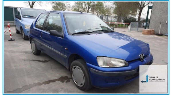 PEUGEOT 106  del 1996 parti usate e ricambi - Tipo Motore CDZ