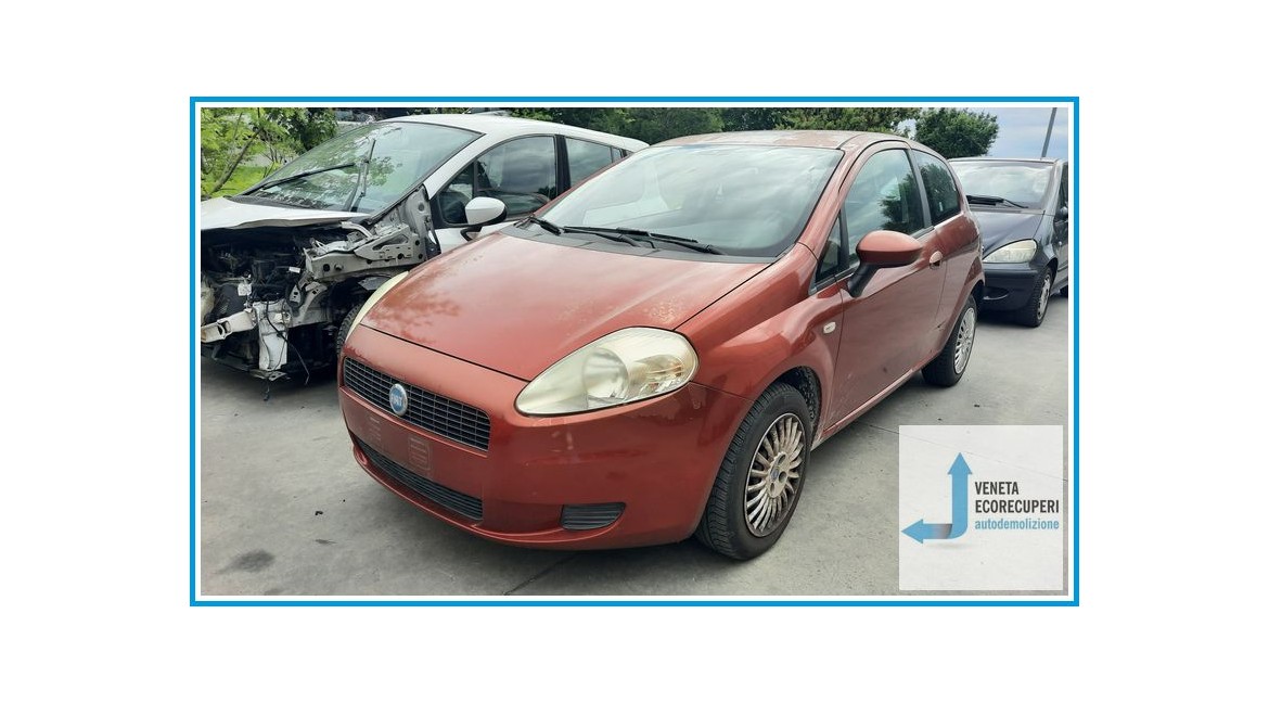 FIAT GRANDE PUNTO 2Y del 2006 parti usate e ricambi