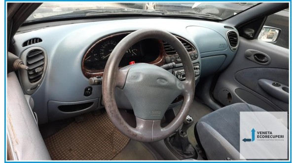 FORD FIESTA DX del 1997 parti usate e ricambi - Tipo Motore DHA