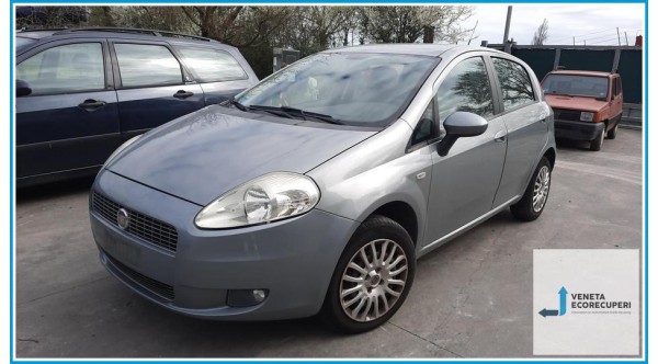 FIAT GRANDE PUNTO 2Y del 2009 parti usate e ricambi - Tipo Motore 350A1000