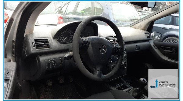 MERCEDES-BENZ Classe A W/C169 del 2005 parti usate e ricambi - Tipo Motore 640942