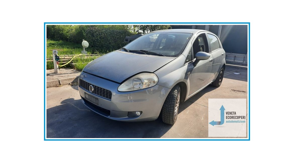 FIAT GRANDE PUNTO 2Y del 2008 parti usate e ricambi