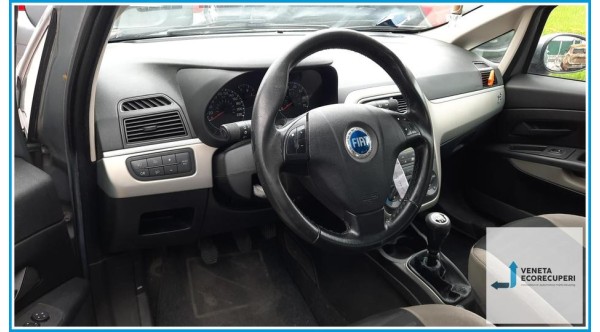 FIAT GRANDE PUNTO 2Y del 2006 parti usate e ricambi - Tipo Motore 199A2000
