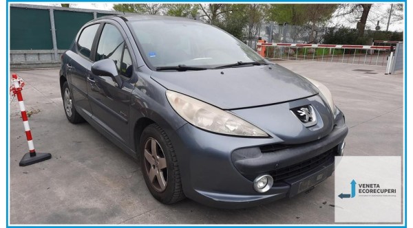 PEUGEOT 207  del 2008 parti usate e ricambi - Tipo Motore 8HZ
