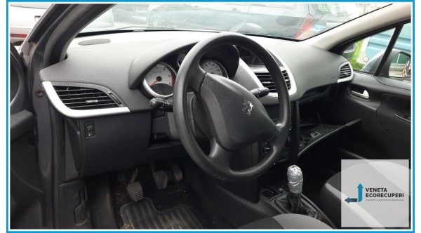 PEUGEOT 207  del 2008 parti usate e ricambi - Tipo Motore 8HZ