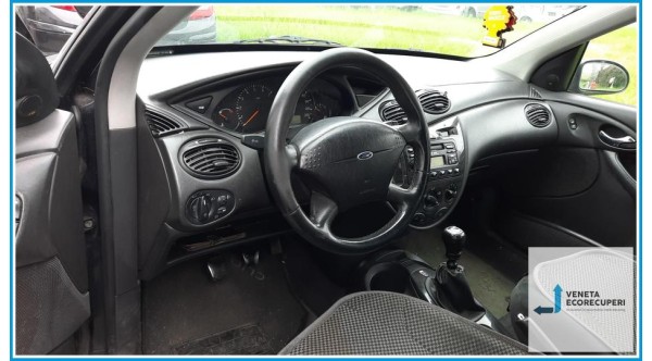 FORD FOCUS CAK del 2000 parti usate e ricambi - Tipo Motore C9DB