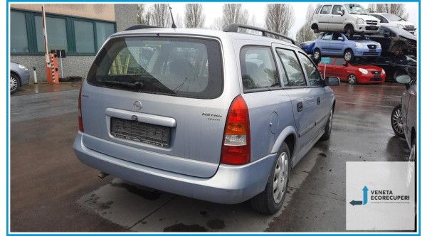 OPEL ASTRA T98 del 2000 parti usate e ricambi - Tipo Motore Y17DT