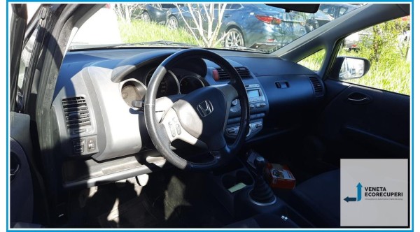 HONDA JAZZ 1a Serie  del 2005 parti usate e ricambi - Tipo Motore L13A1