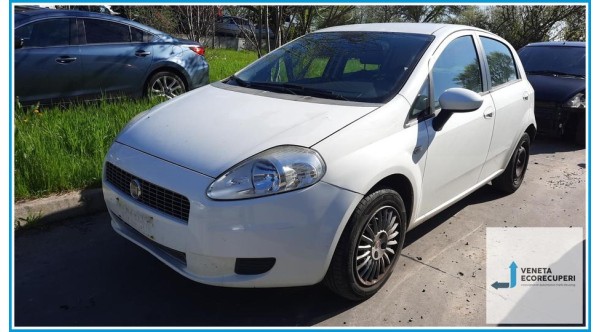 FIAT GRANDE PUNTO 4C del 2009 parti usate e ricambi - Tipo Motore 350A1000
