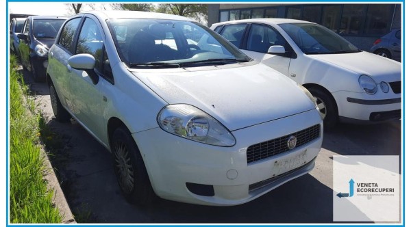 FIAT GRANDE PUNTO 4C del 2009 parti usate e ricambi - Tipo Motore 350A1000