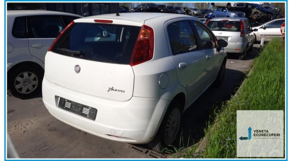 FIAT GRANDE PUNTO 4C del 2009 parti usate e ricambi - Tipo Motore 350A1000