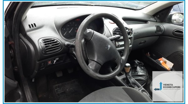 PEUGEOT 206  del 2006 parti usate e ricambi - Tipo Motore KFU