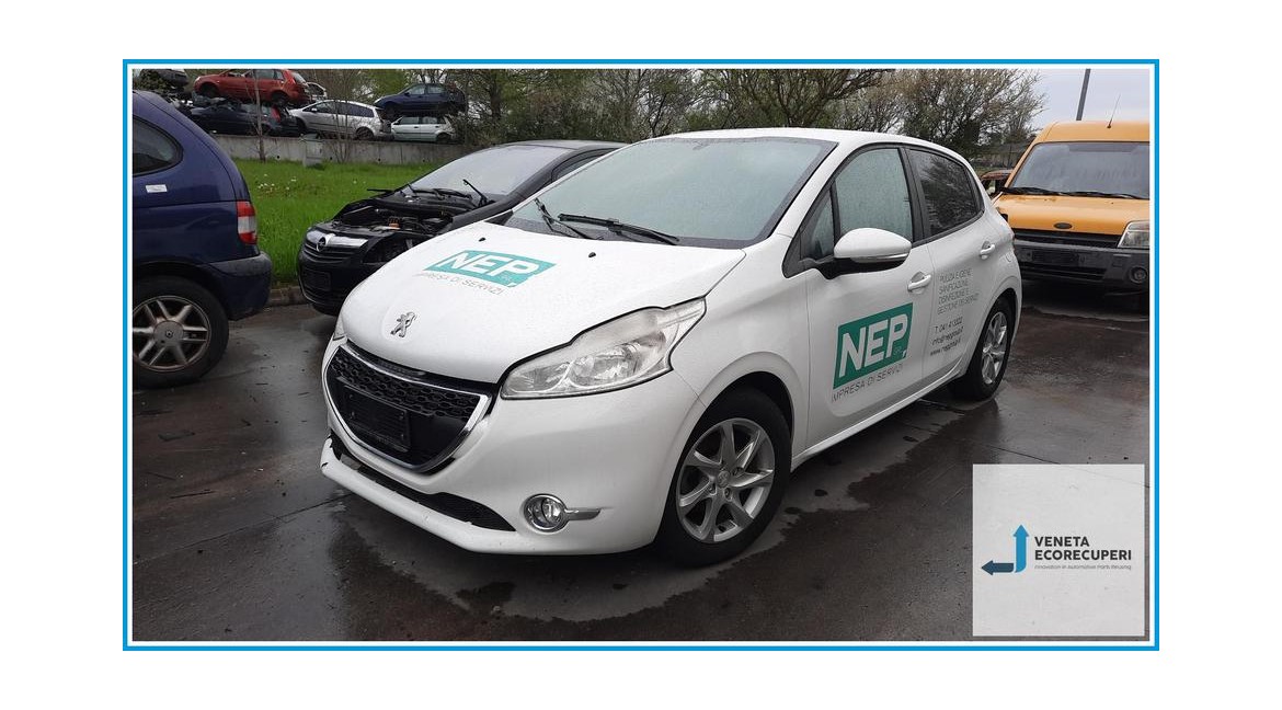 PEUGEOT 208  del 2013 parti usate e ricambi - Tipo Motore 8H01