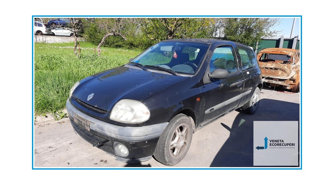 RENAULT CLIO 2a Serie  del 2000 parti usate e ricambi - Tipo Motore K7JA7