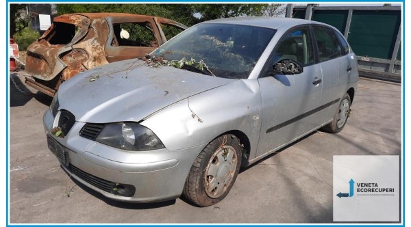 SEAT IBIZA 6L del 2002 parti usate e ricambi - Tipo Motore AZQ