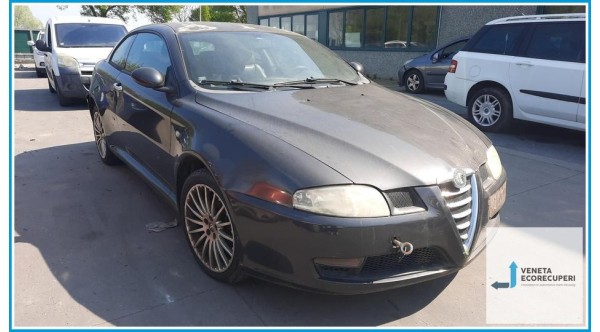 ALFA ROMEO GT X2 del 2006 parti usate e ricambi - Tipo Motore 937A5000