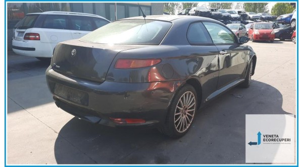 ALFA ROMEO GT X2 del 2006 parti usate e ricambi - Tipo Motore 937A5000