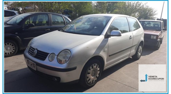 VOLKSWAGEN POLO 9N del 2002 parti usate e ricambi - Tipo Motore AZQ