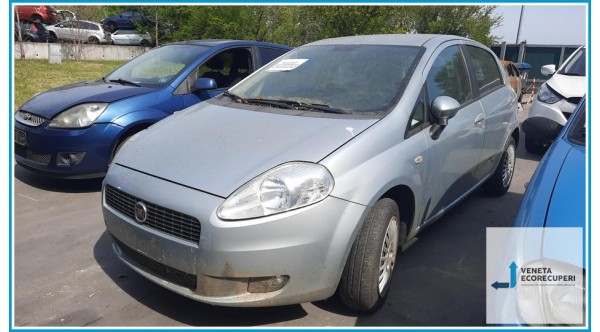FIAT GRANDE PUNTO 2Y del 2007 parti usate e ricambi - Tipo Motore 199A4000
