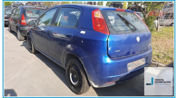 FIAT GRANDE PUNTO 2Y del 2007 parti usate e ricambi - Tipo Motore 199A6000