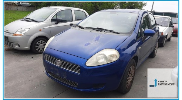FIAT GRANDE PUNTO 4C del 2009 parti usate e ricambi - Tipo Motore 199A2000