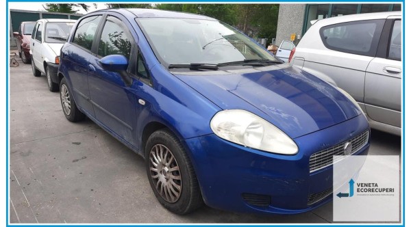 FIAT GRANDE PUNTO 4C del 2009 parti usate e ricambi - Tipo Motore 199A2000