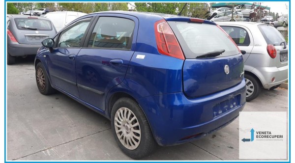 FIAT GRANDE PUNTO 4C del 2009 parti usate e ricambi - Tipo Motore 199A2000