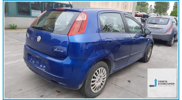 FIAT GRANDE PUNTO 4C del 2009 parti usate e ricambi - Tipo Motore 199A2000