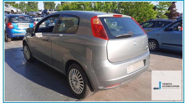 FIAT GRANDE PUNTO 2Y del 2007 parti usate e ricambi - Tipo Motore 199A4000