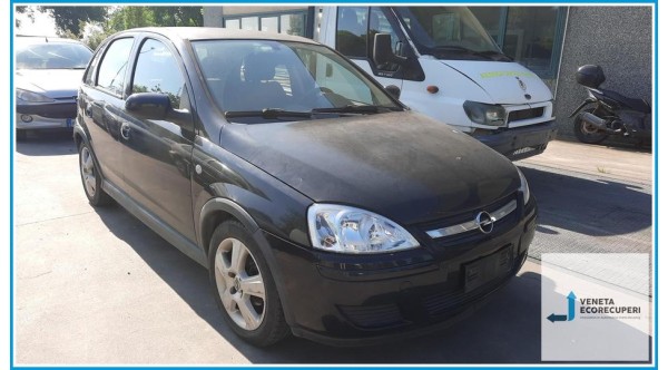 OPEL CORSA X01 del 2005 parti usate e ricambi - Tipo Motore Z12XEP