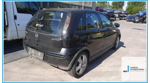 OPEL CORSA X01 del 2005 parti usate e ricambi - Tipo Motore Z12XEP