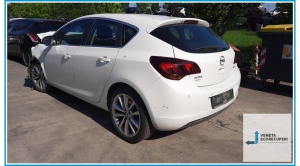 OPEL ASTRA P10 del 2010 parti usate e ricambi - Tipo Motore A17DTR