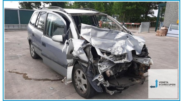 OPEL ZAFIRA T98 del 2002 parti usate e ricambi - Tipo Motore Y20DTH