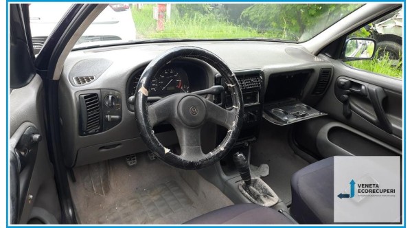 VOLKSWAGEN POLO 3a Serie  del 1996 parti usate e ricambi - Tipo Motore AEV